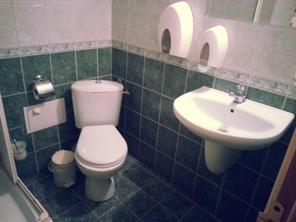Family Hotel Kredo Sliven Habitación foto
